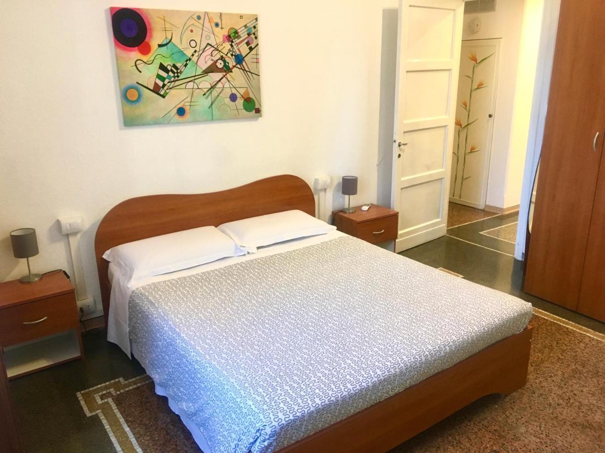 Delicious House Genova Apartment Bagian luar foto