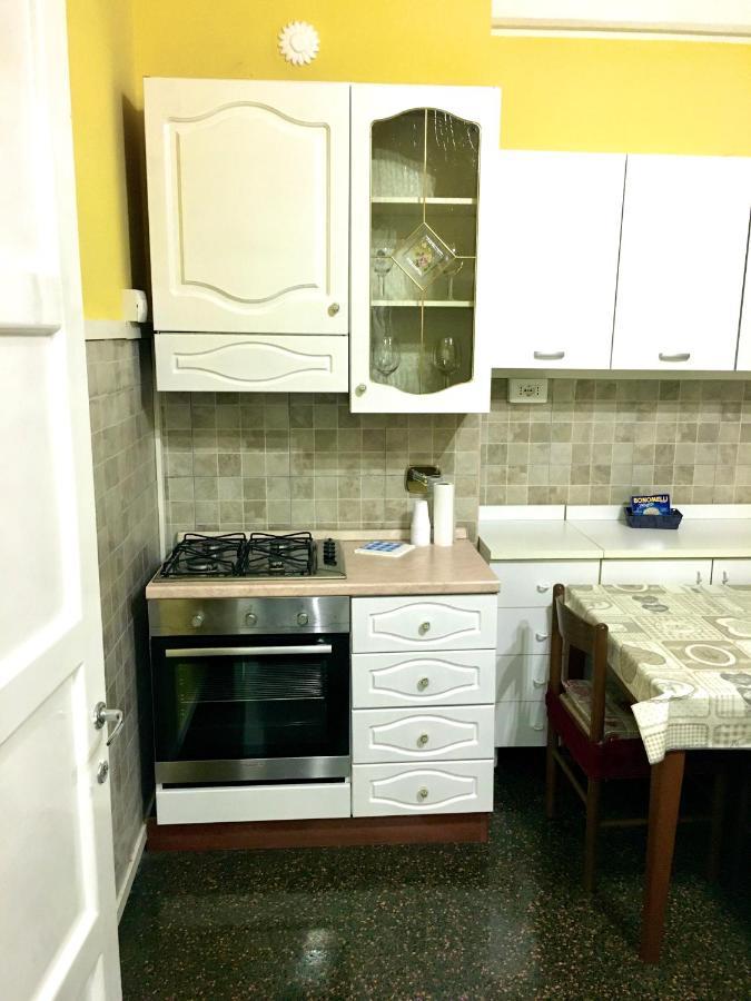 Delicious House Genova Apartment Bagian luar foto