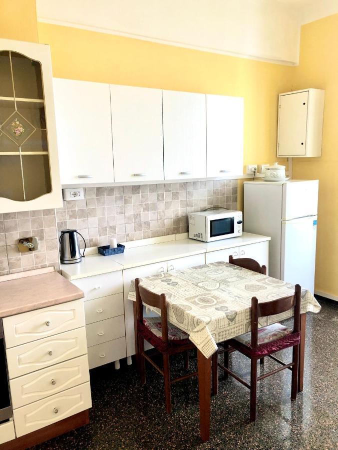 Delicious House Genova Apartment Bagian luar foto